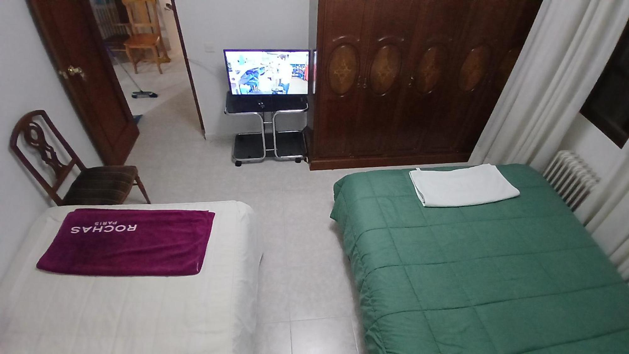 Habitacion Privada Familiar Toledo Buitenkant foto