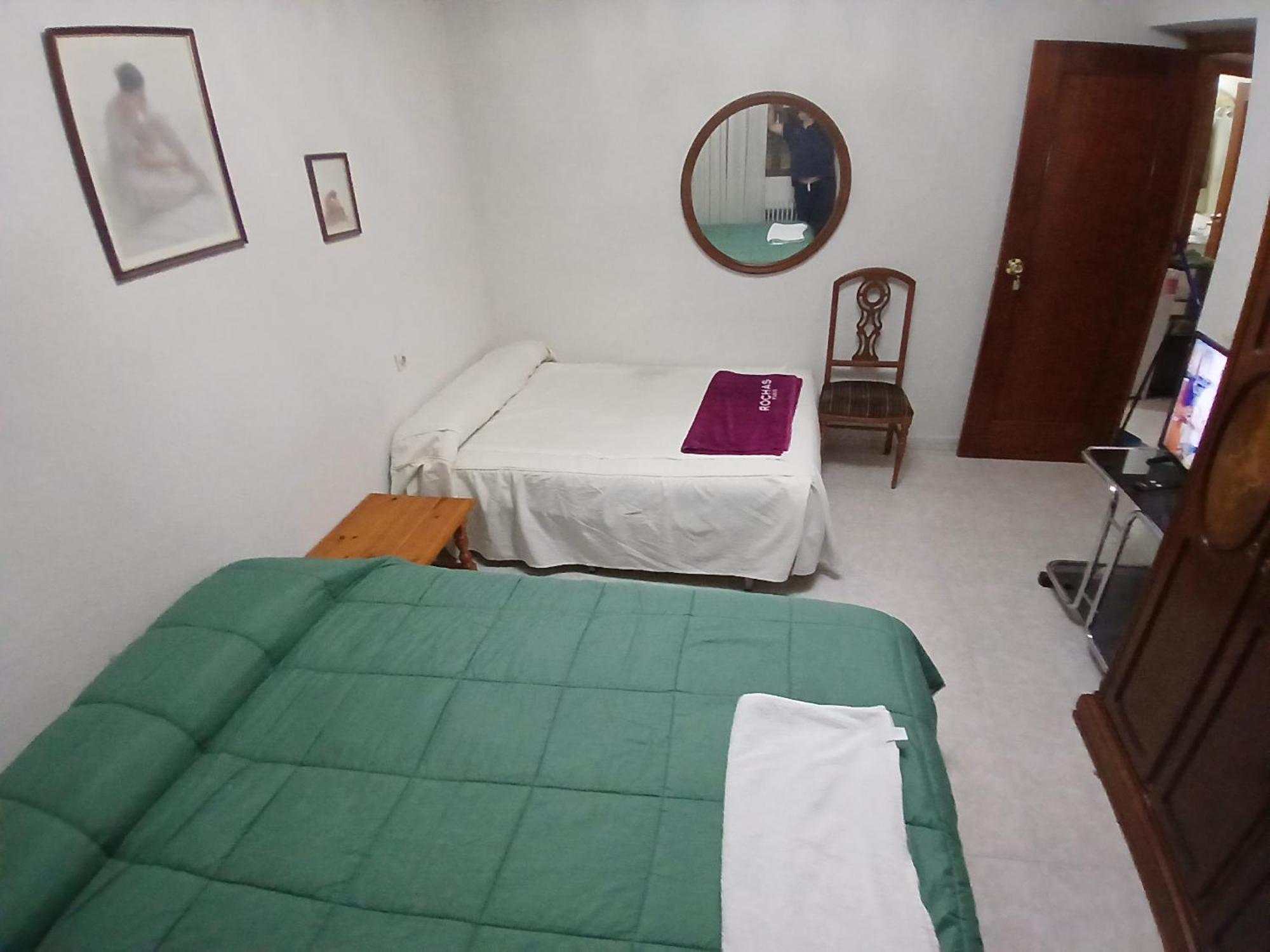 Habitacion Privada Familiar Toledo Buitenkant foto
