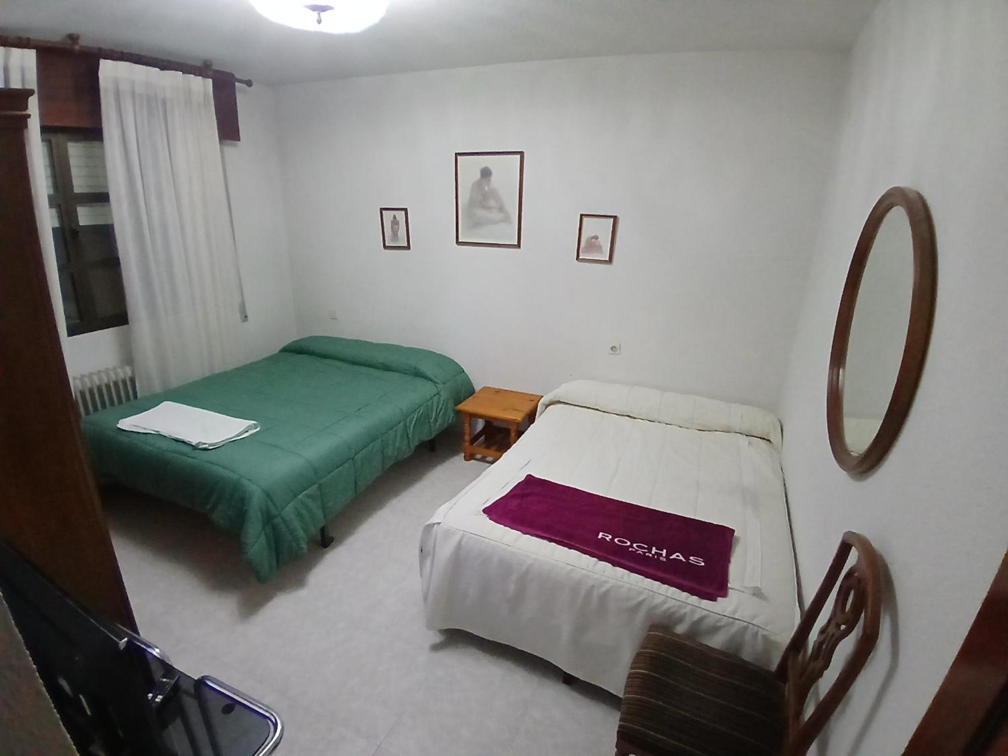 Habitacion Privada Familiar Toledo Buitenkant foto